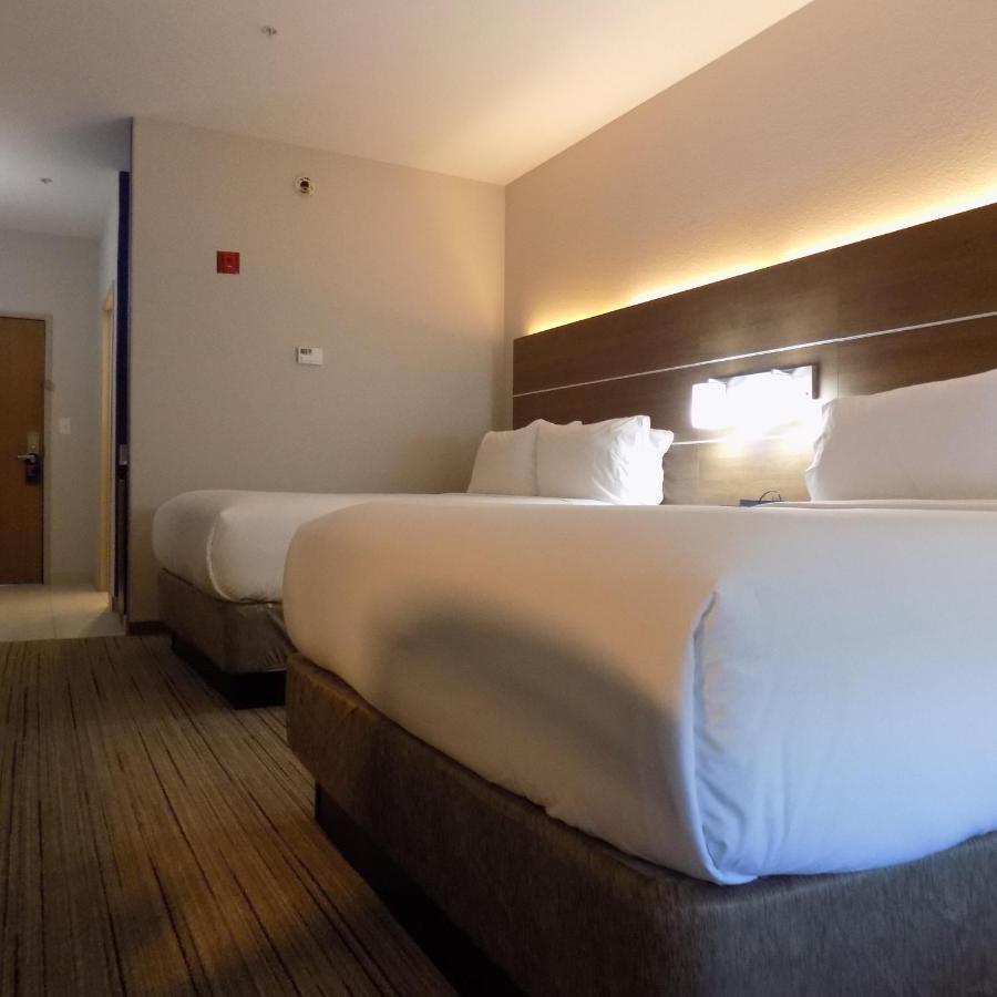 Holiday Inn Express Hotel & Suites Mission-Mcallen Area, An Ihg Hotel Bagian luar foto