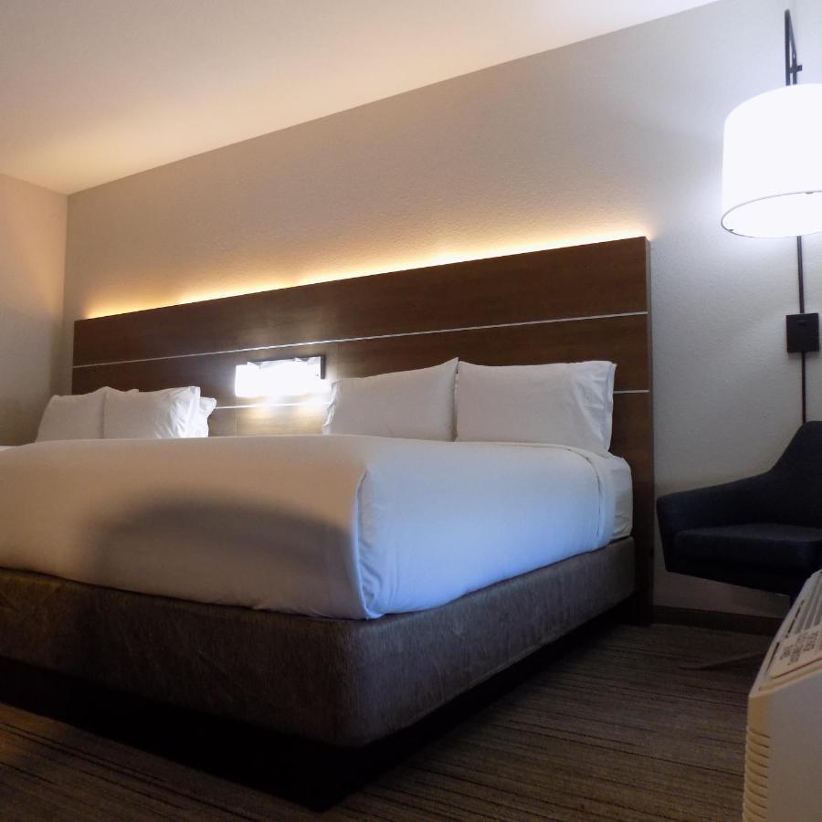 Holiday Inn Express Hotel & Suites Mission-Mcallen Area, An Ihg Hotel Bagian luar foto