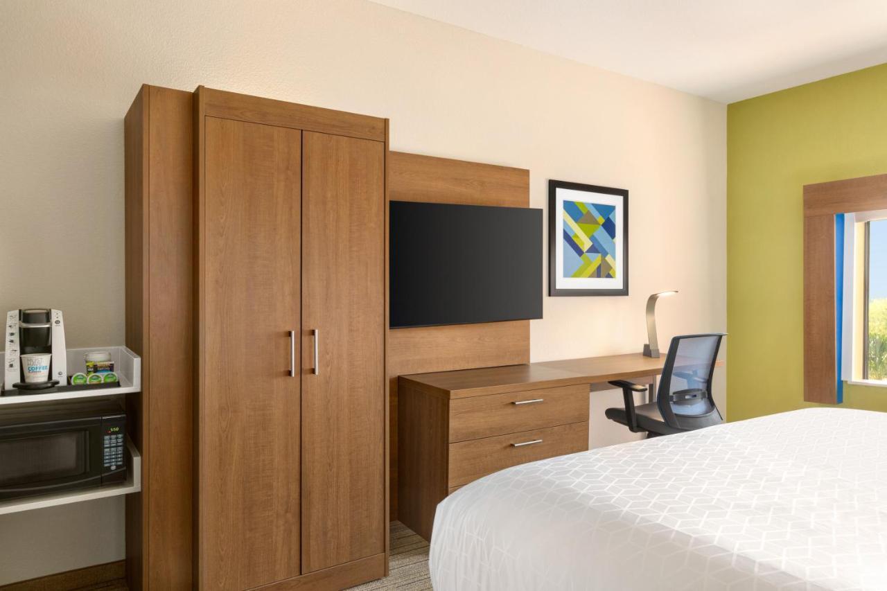 Holiday Inn Express Hotel & Suites Mission-Mcallen Area, An Ihg Hotel Bagian luar foto