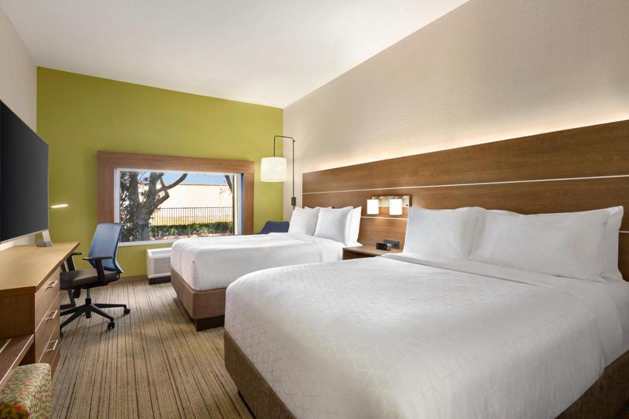 Holiday Inn Express Hotel & Suites Mission-Mcallen Area, An Ihg Hotel Bagian luar foto