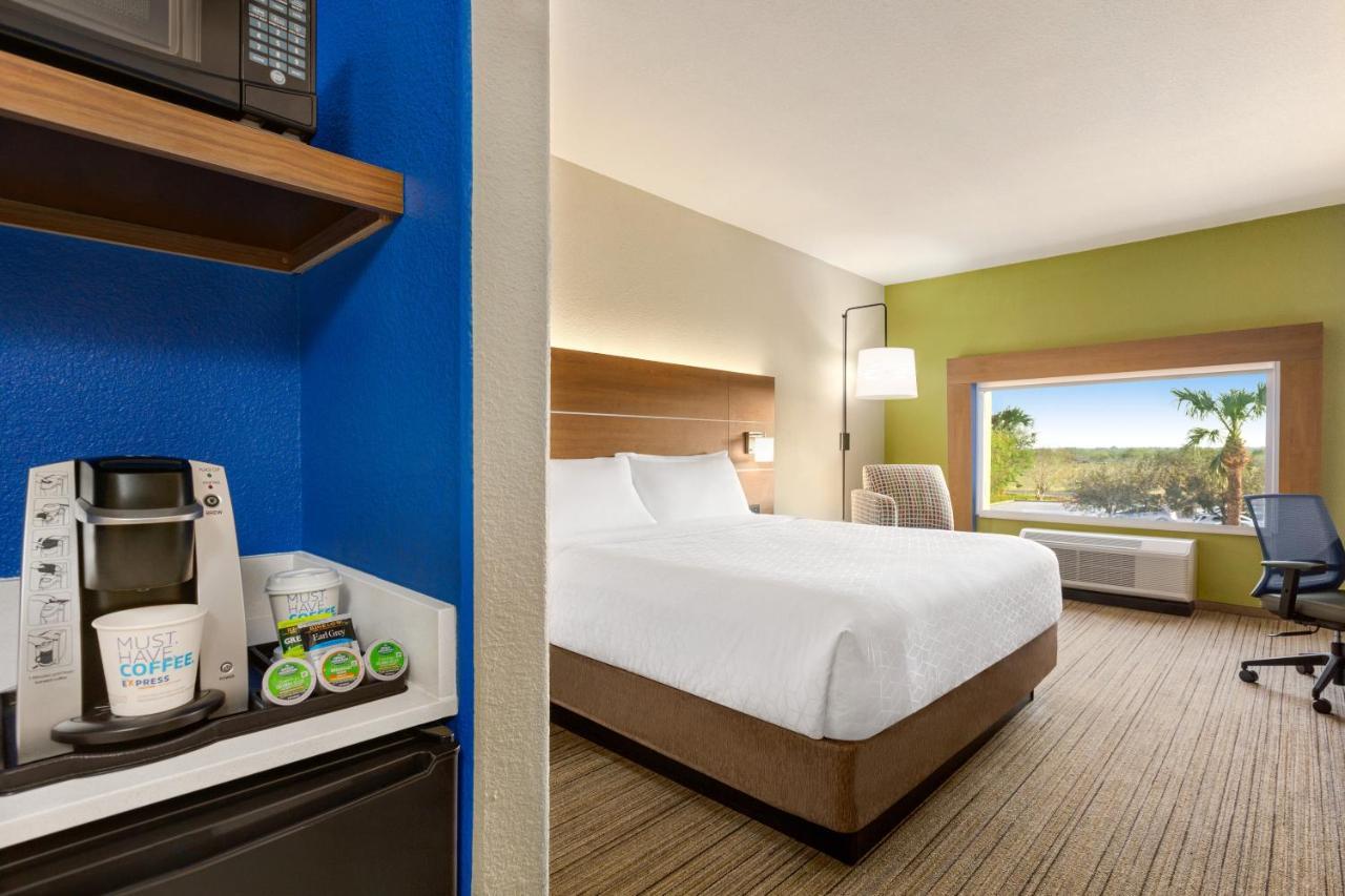 Holiday Inn Express Hotel & Suites Mission-Mcallen Area, An Ihg Hotel Bagian luar foto