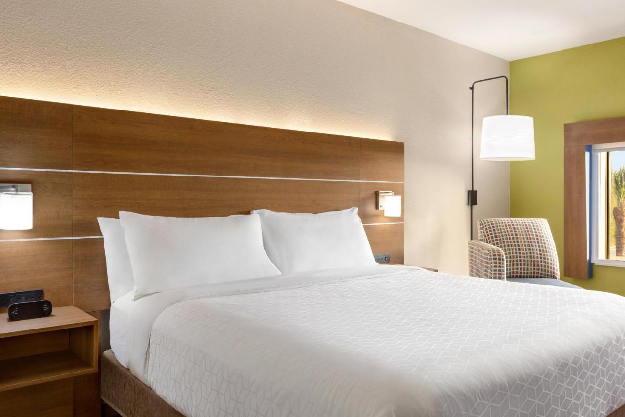 Holiday Inn Express Hotel & Suites Mission-Mcallen Area, An Ihg Hotel Bagian luar foto