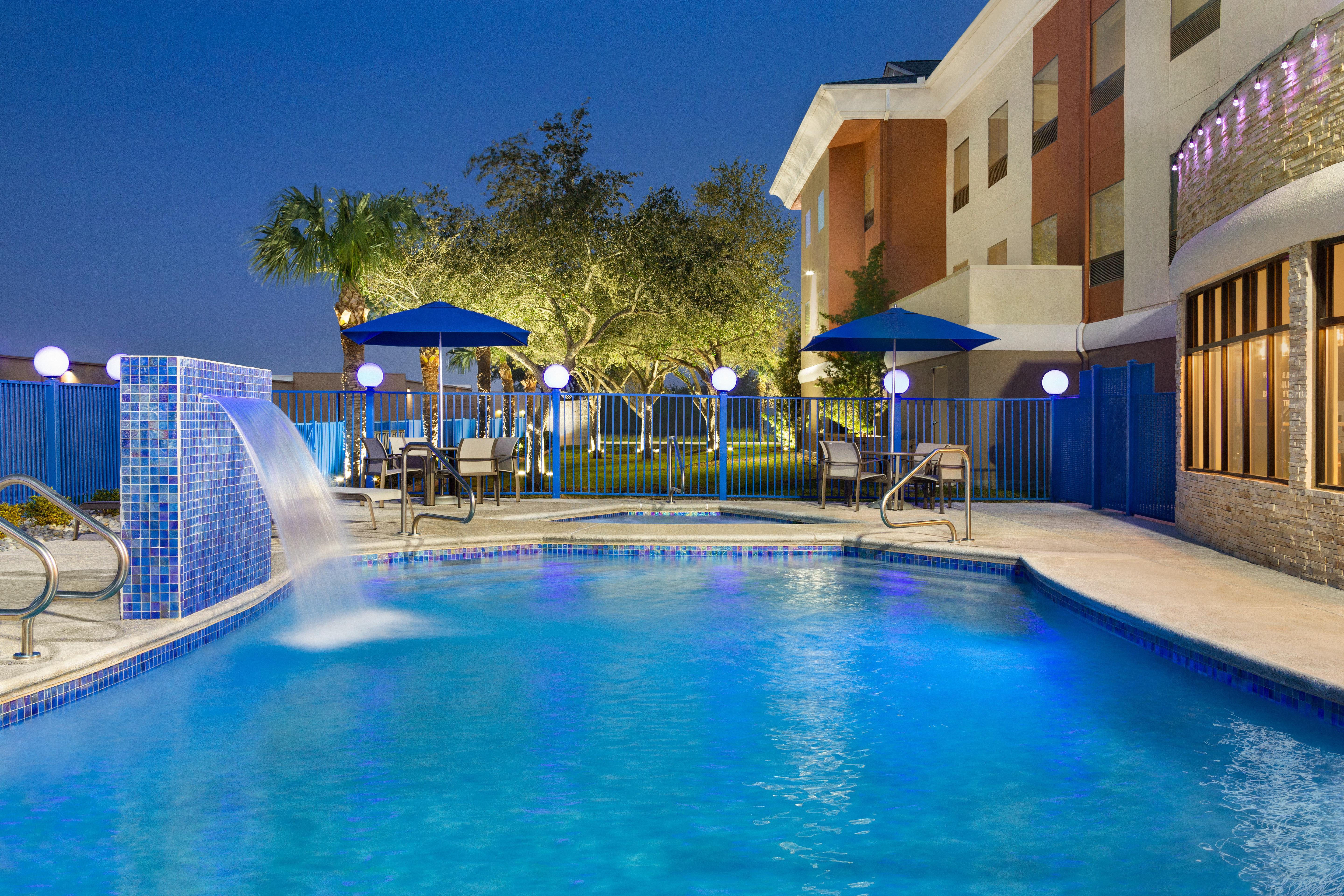 Holiday Inn Express Hotel & Suites Mission-Mcallen Area, An Ihg Hotel Bagian luar foto